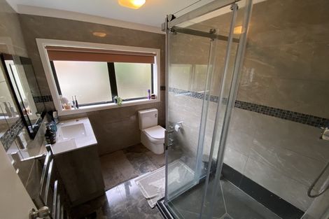 Photo of property in 208 Botany Road, Botany Downs, Auckland, 2010