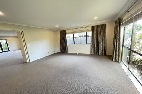 Photo of property in 9 Wye Oak Drive, Schnapper Rock, Auckland, 0632