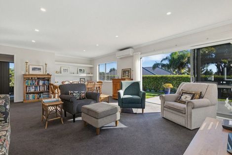 Photo of property in 5 Mirabell Place, Patumahoe, Pukekohe, 2679