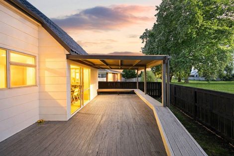 Photo of property in 19 Morrow Avenue, St Andrews, Hamilton, 3200