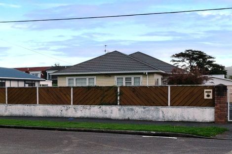 Photo of property in 10 Melrose Street, Wallaceville, Upper Hutt, 5018