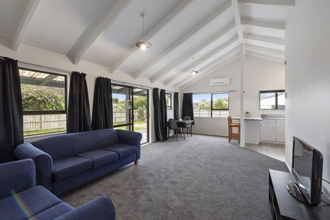 Photo of property in 34 Kiharoa Street, Otaki Beach, Otaki, 5512