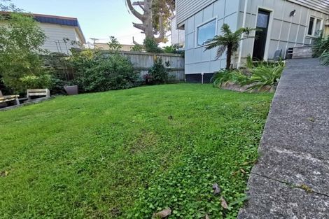 Photo of property in 194 Townsend Road, Miramar, Wellington, 6022