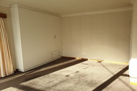 Photo of property in 11 College Road, Northcote, Auckland, 0627