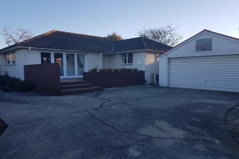 Photo of property in 11 Saint Ives Street, Harewood, Christchurch, 8051