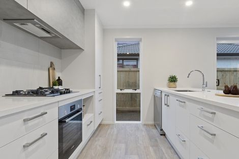 Photo of property in 16 Te Wharo Drive, Papamoa, 3118