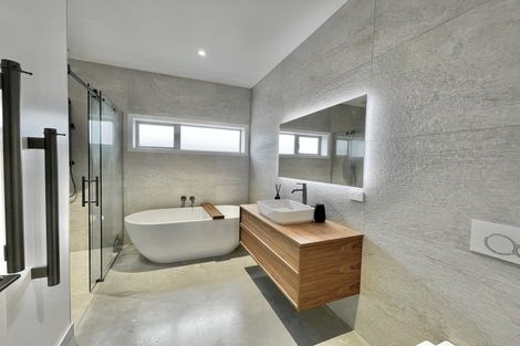 Photo of property in Northlake, 8 Hawkdun Place, Wanaka, 9305