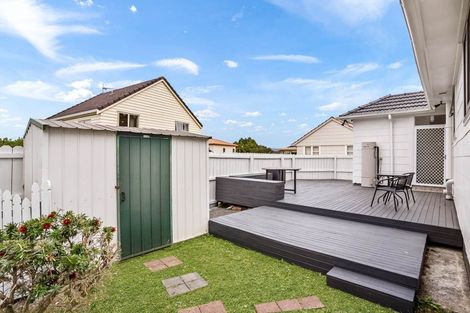 Photo of property in 4 Youth Street, Mount Roskill, Auckland, 1041