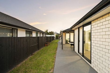 Photo of property in 8 Kukari Close, Flagstaff, Hamilton, 3210