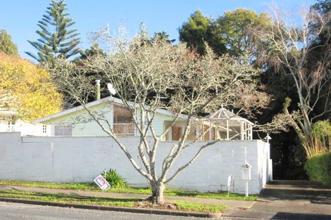Photo of property in 57 Lawrence Crescent, Hillpark, Auckland, 2102