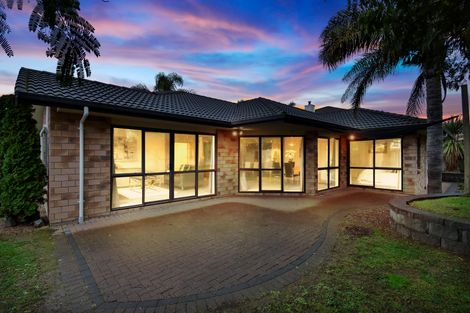 Photo of property in 7 Crannich Place, Wattle Downs, Auckland, 2103
