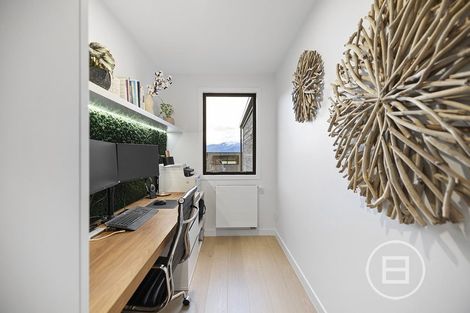 Photo of property in 3 Rabbiters Drive, Jacks Point, Queenstown, 9371