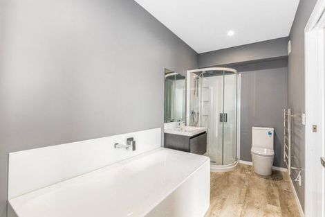 Photo of property in 18 Kopua Place, Whitby, Porirua, 5024