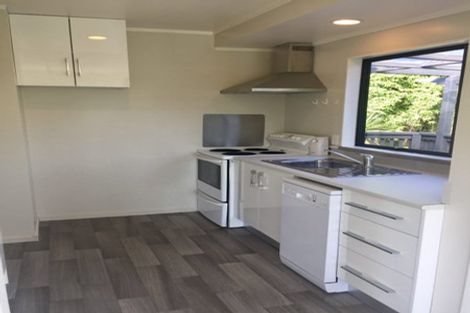 Photo of property in 49a Clayburn Road, Glen Eden, Auckland, 0602