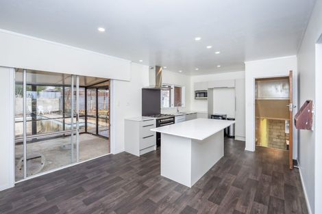 Photo of property in 15 Hamblyn Crescent, Nawton, Hamilton, 3200