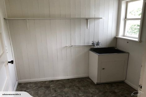 Photo of property in 5 Pitcairn Crescent, Bryndwr, Christchurch, 8053