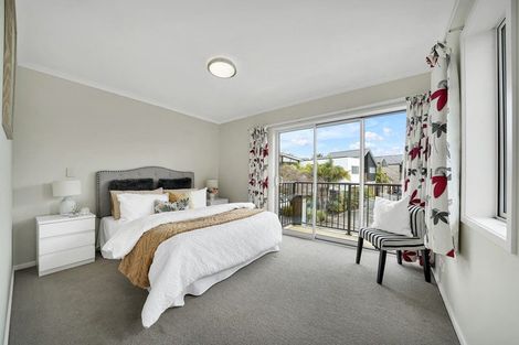 Photo of property in 60 Station Street, Hobsonville, Auckland, 0616