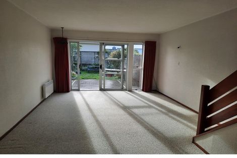 Photo of property in 5/31 Mana Avenue, Titahi Bay, Porirua, 5022