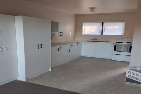 Photo of property in 530 Whangaparaoa Road, Stanmore Bay, Whangaparaoa, 0932
