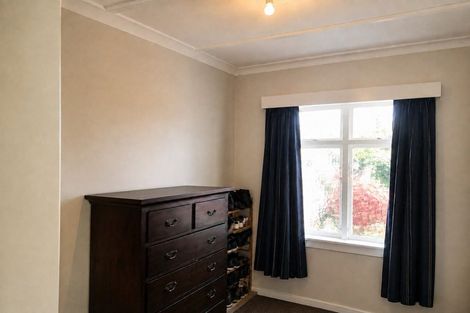 Photo of property in 38 Kensington Avenue, Petone, Lower Hutt, 5012