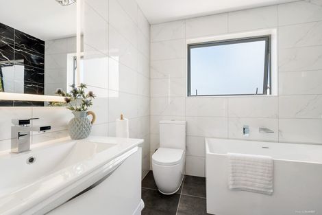 Photo of property in 89a Weldene Avenue, Glenfield, Auckland, 0629