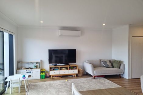 Photo of property in 5 Atutahi Lane, Papamoa Beach, Papamoa, 3118