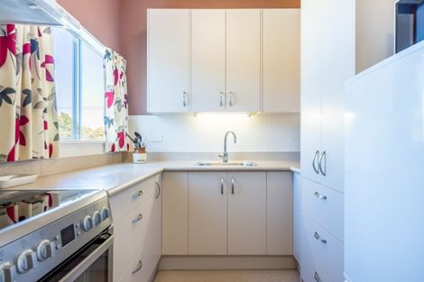 Photo of property in 31 Gordon Street, Avalon, Lower Hutt, 5011