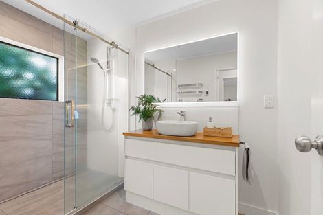 Photo of property in 228a Valley Road, Mount Maunganui, 3116