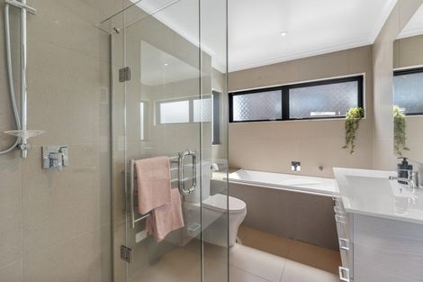 Photo of property in 11 Oioi Road, Hobsonville, Auckland, 0616