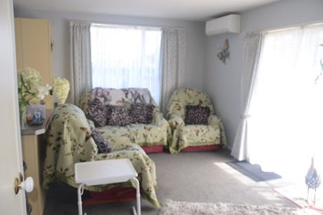 Photo of property in 2 Charlotte Lane, Woolston, Christchurch, 8062