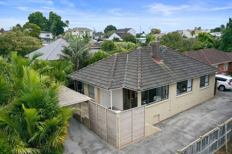 Photo of property in 23 Tripoli Road, Panmure, Auckland, 1072