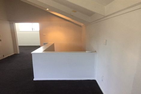 Photo of property in 2a/66 Mount Eden Road, Mount Eden, Auckland, 1024
