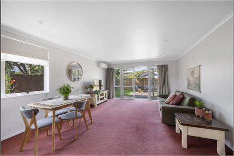 Photo of property in 1/2 Trigg Crescent, Taradale, Napier, 4112