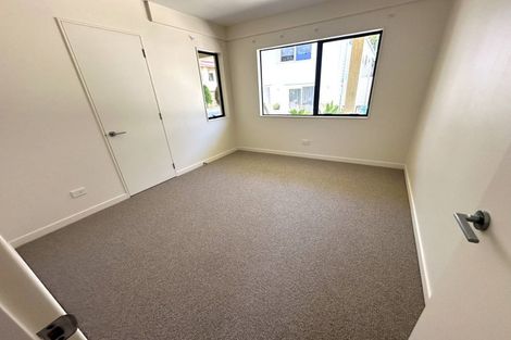 Photo of property in 71a Oceanview Road, Mount Maunganui, 3116