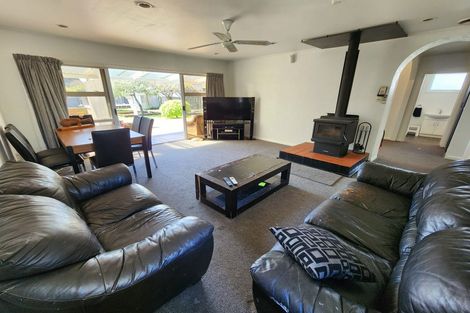 Photo of property in 34 Cambridge Street, Kensington, Timaru, 7910