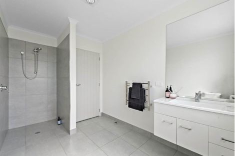 Photo of property in 125 Wharf Road, Clarks Beach, Pukekohe, 2679