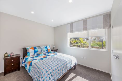 Photo of property in 42 Miller Rise, Silverdale, 0932