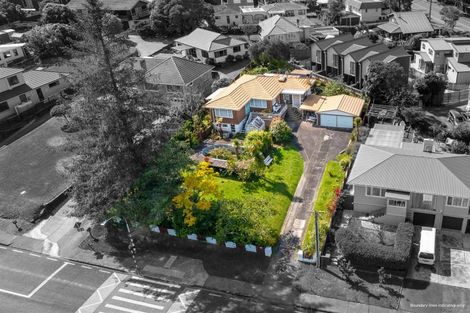 Photo of property in 3 Lavelle Road, Henderson, Auckland, 0612