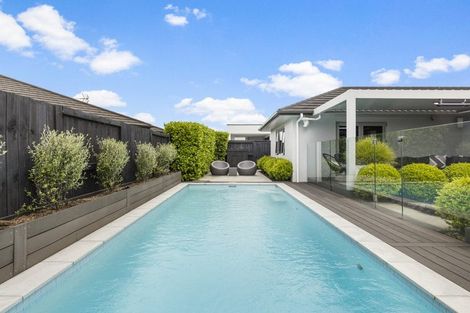 Photo of property in 10 Amokura Crescent, Flagstaff, Hamilton, 3210