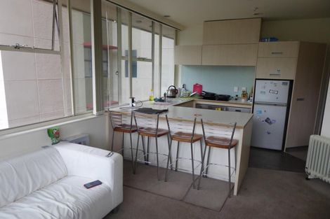 Photo of property in Terrace Tower Apartments, 9f/126 The Terrace, Wellington Central, Wellington, 6011