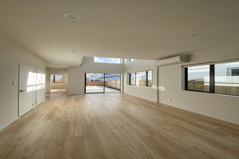 Photo of property in 30 Toanui Road, Hobsonville, Auckland, 0616