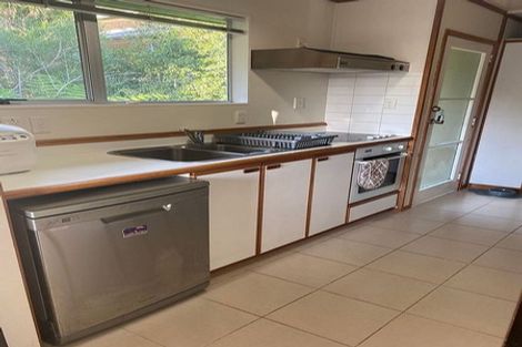 Photo of property in 25 Wilkinson Way, Browns Bay, Auckland, 0630