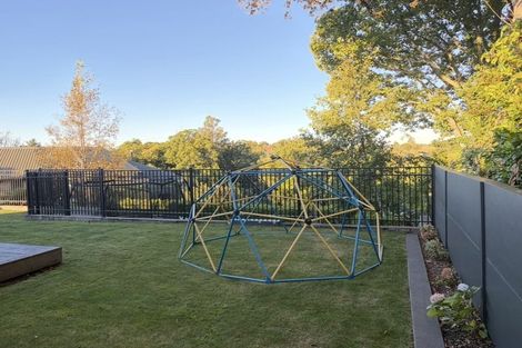 Photo of property in 427 Carrington Street, Upper Vogeltown, New Plymouth, 4310