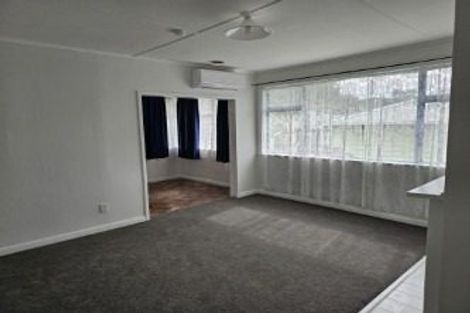 Photo of property in 11 Maher Place, Ranui, Porirua, 5024