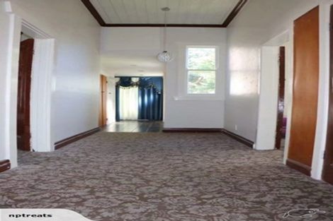 Photo of property in 85 Hine Street, New Plymouth, 4310
