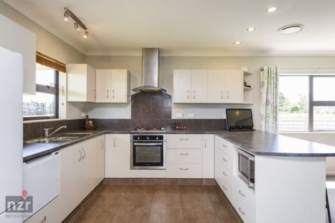 Photo of property in 1107 Taonui Road, Colyton, Feilding, 4775