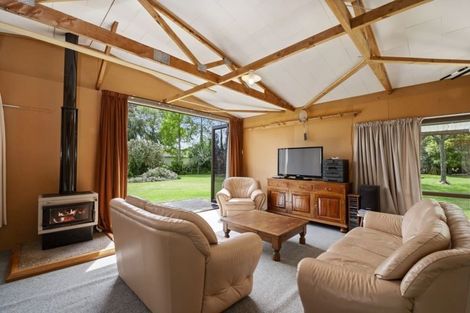 Photo of property in 19 Angela Place, Kinloch, Taupo, 3377