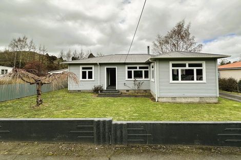 Photo of property in 46 Mataroa Road, Taihape, 4720