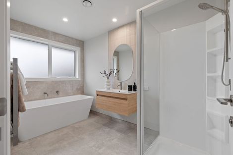 Photo of property in 40 James Line, Kelvin Grove, Palmerston North, 4414