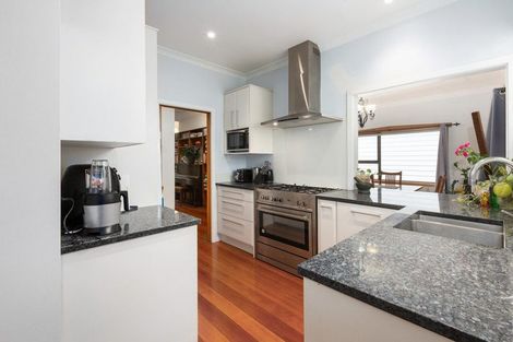 Photo of property in 15 Glamis Avenue, Strathmore Park, Wellington, 6022